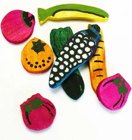 Nibblers Fruit flavoured wood chews Happy Pet 8 Pack