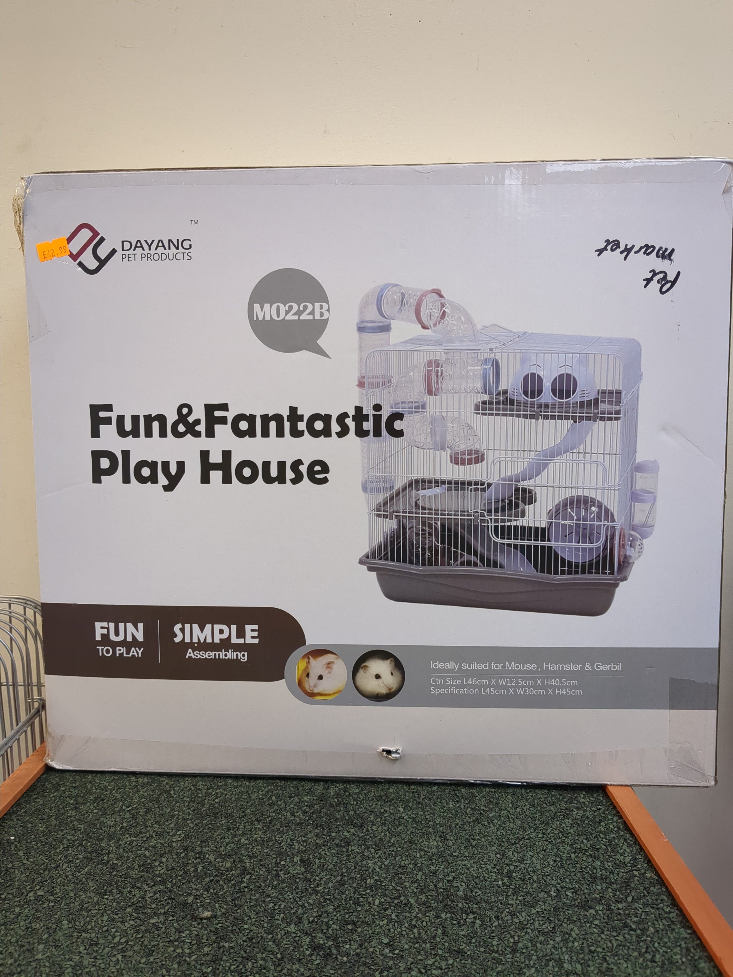 Fun and fantastic hamster play house Pet Market