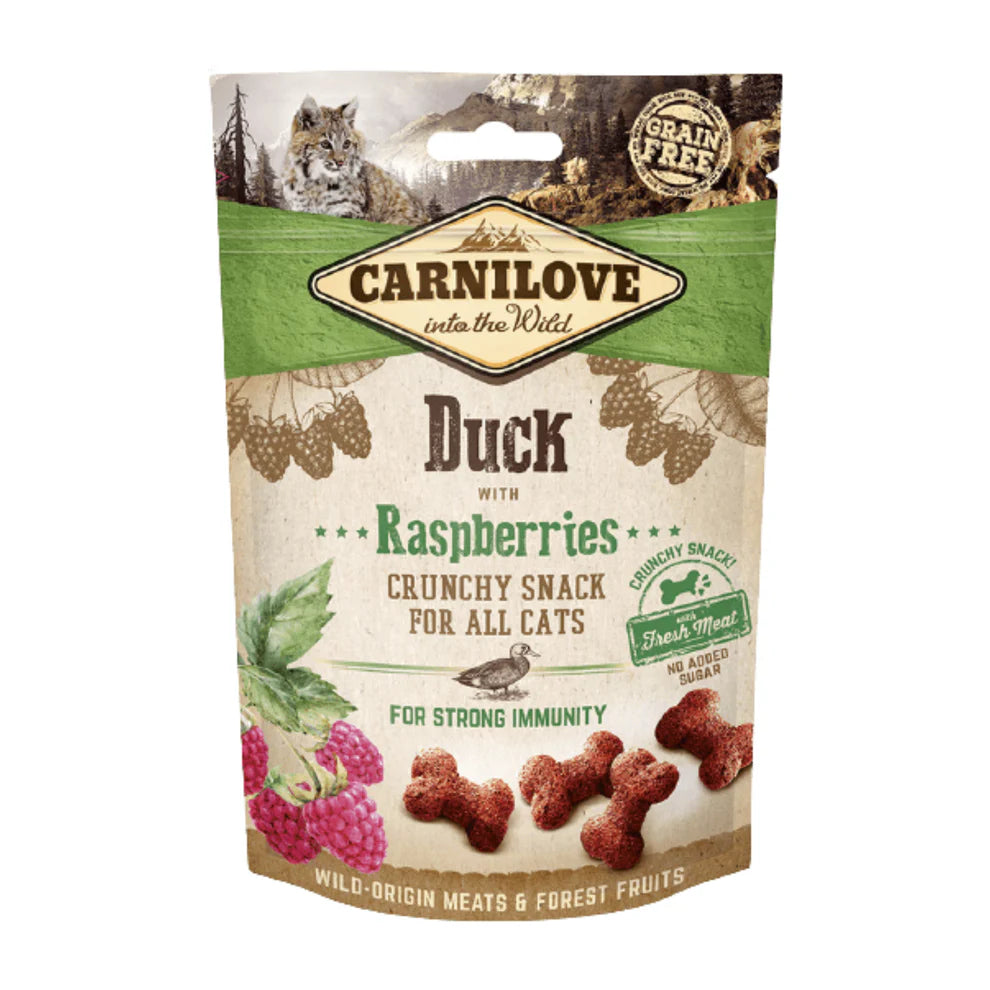 Carnilove Crunchy Duck and Raspberry Cat Snack in 50g package showing the crunchy snack pieces with duck and raspberry ingredients.